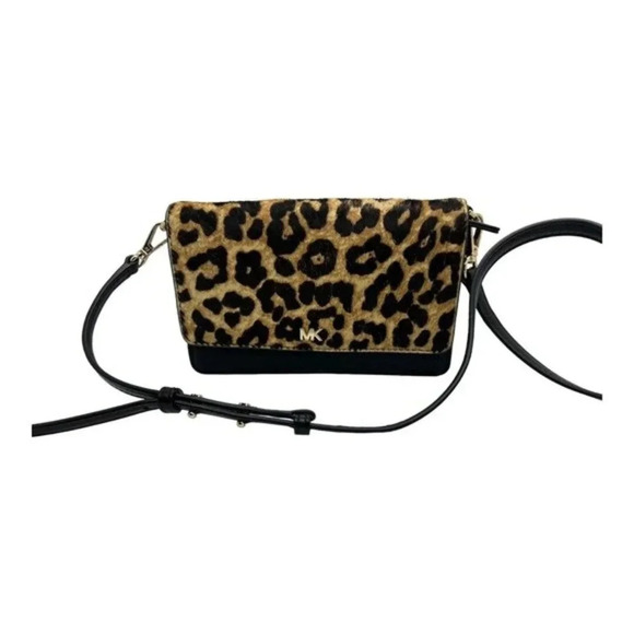 Michael Kors Handbags - Michael Kors Cheetah Print Smartphone Crossbody Calf Hair Leather‎ Organ…​​